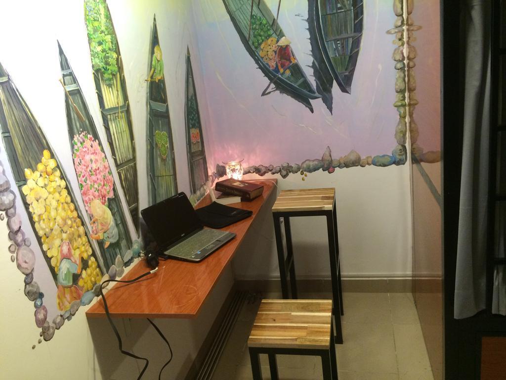 Wanderlust Saigon Hostel & Rooftop Bar Ciudad Ho Chi Minh  Exterior foto
