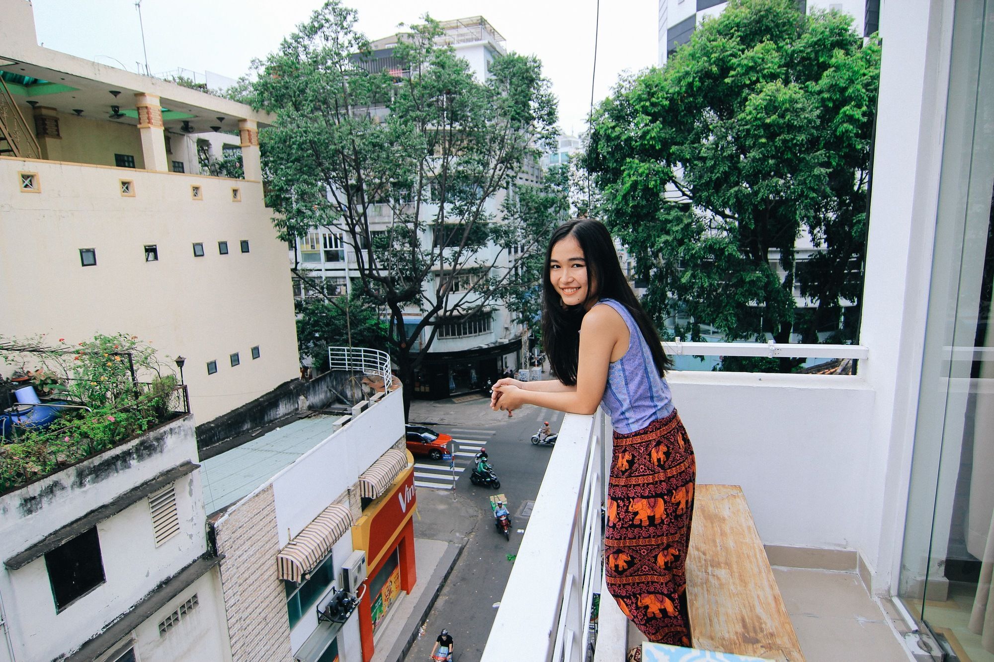 Wanderlust Saigon Hostel & Rooftop Bar Ciudad Ho Chi Minh  Exterior foto