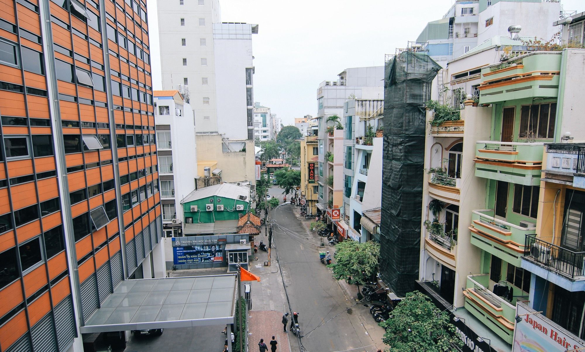 Wanderlust Saigon Hostel & Rooftop Bar Ciudad Ho Chi Minh  Exterior foto